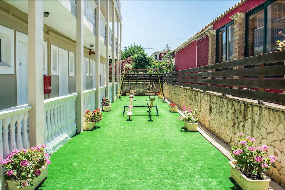 Natalie Hotel de apartamente Laganas