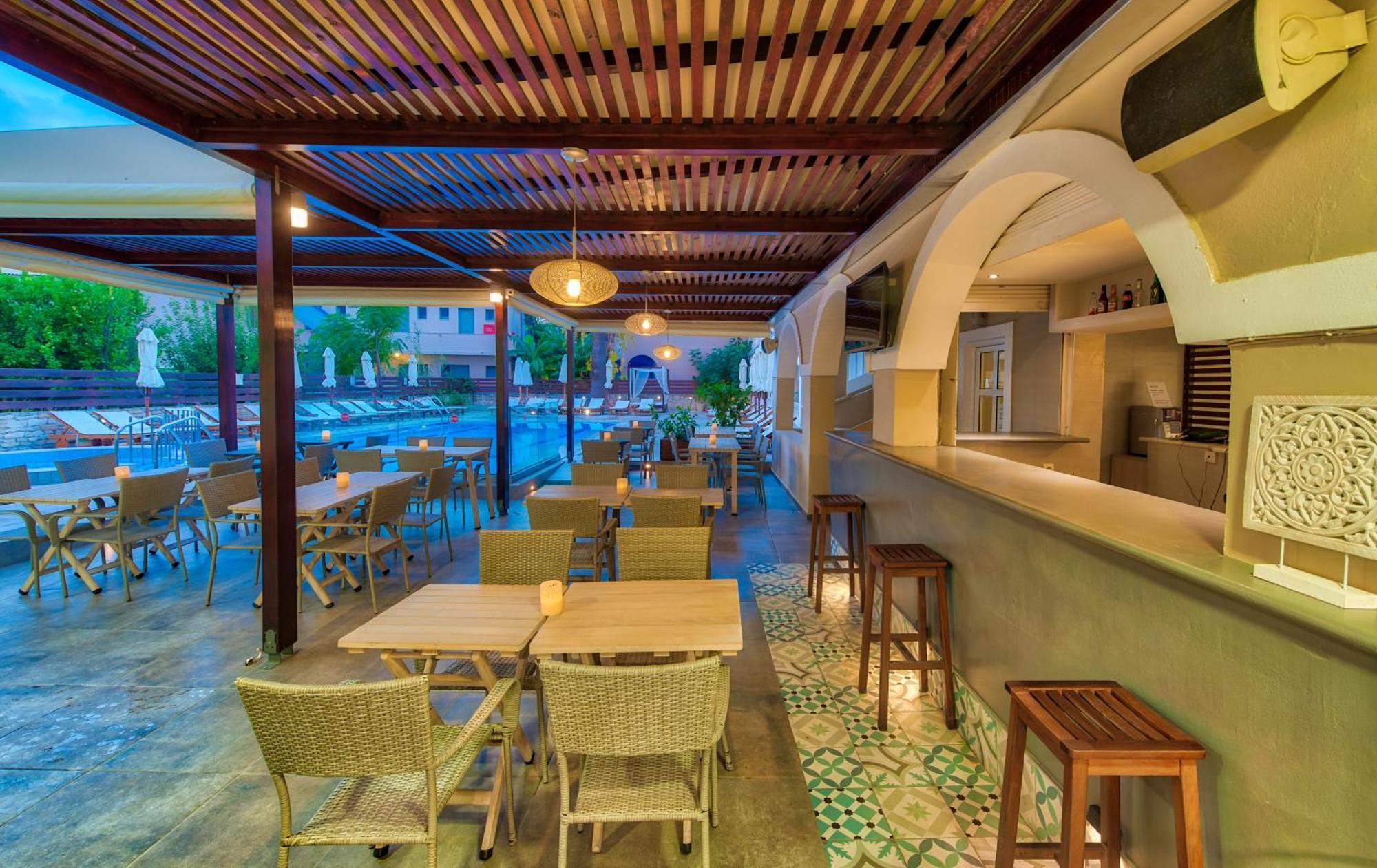 Natalie Hotel de apartamente 3*